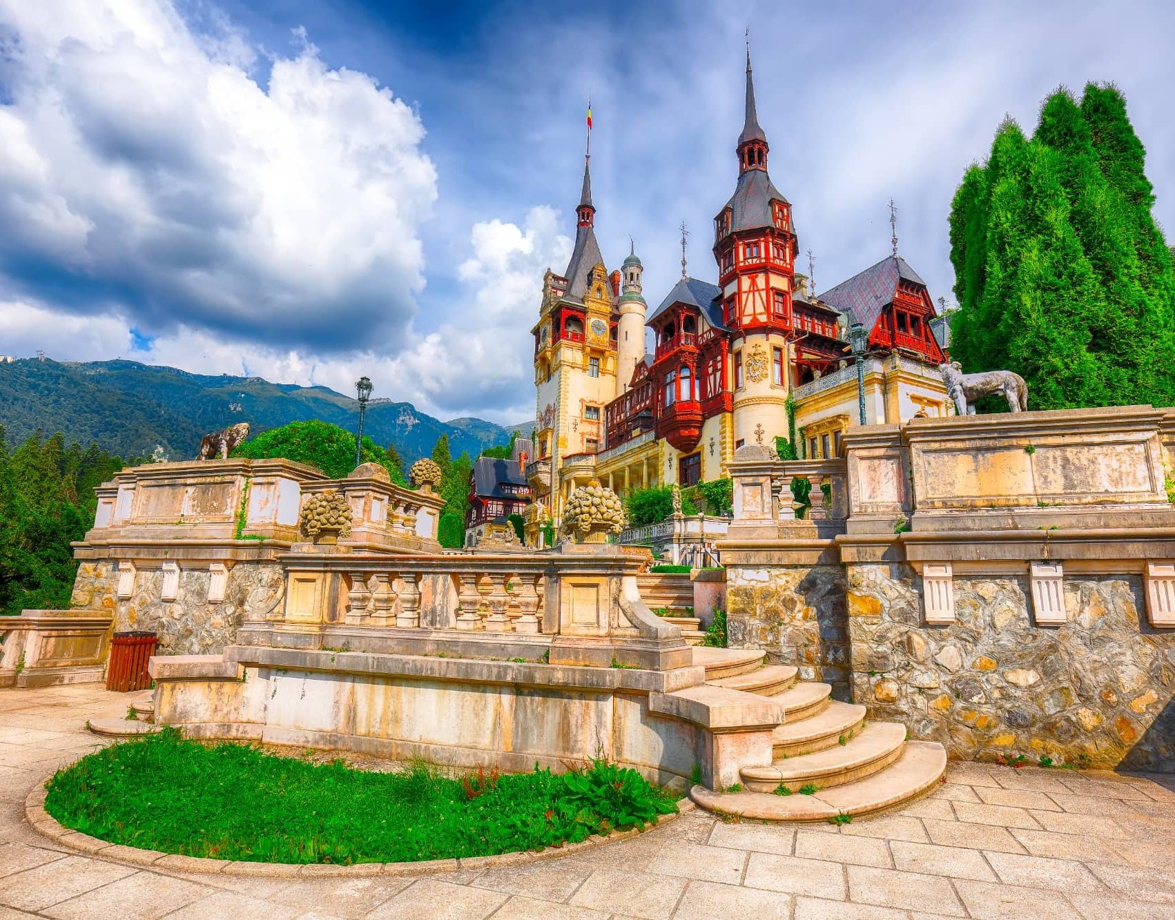 famous neo renaissance peles castle in sinaia carp 2022 02 03 01 13 57 utc e1656923959224